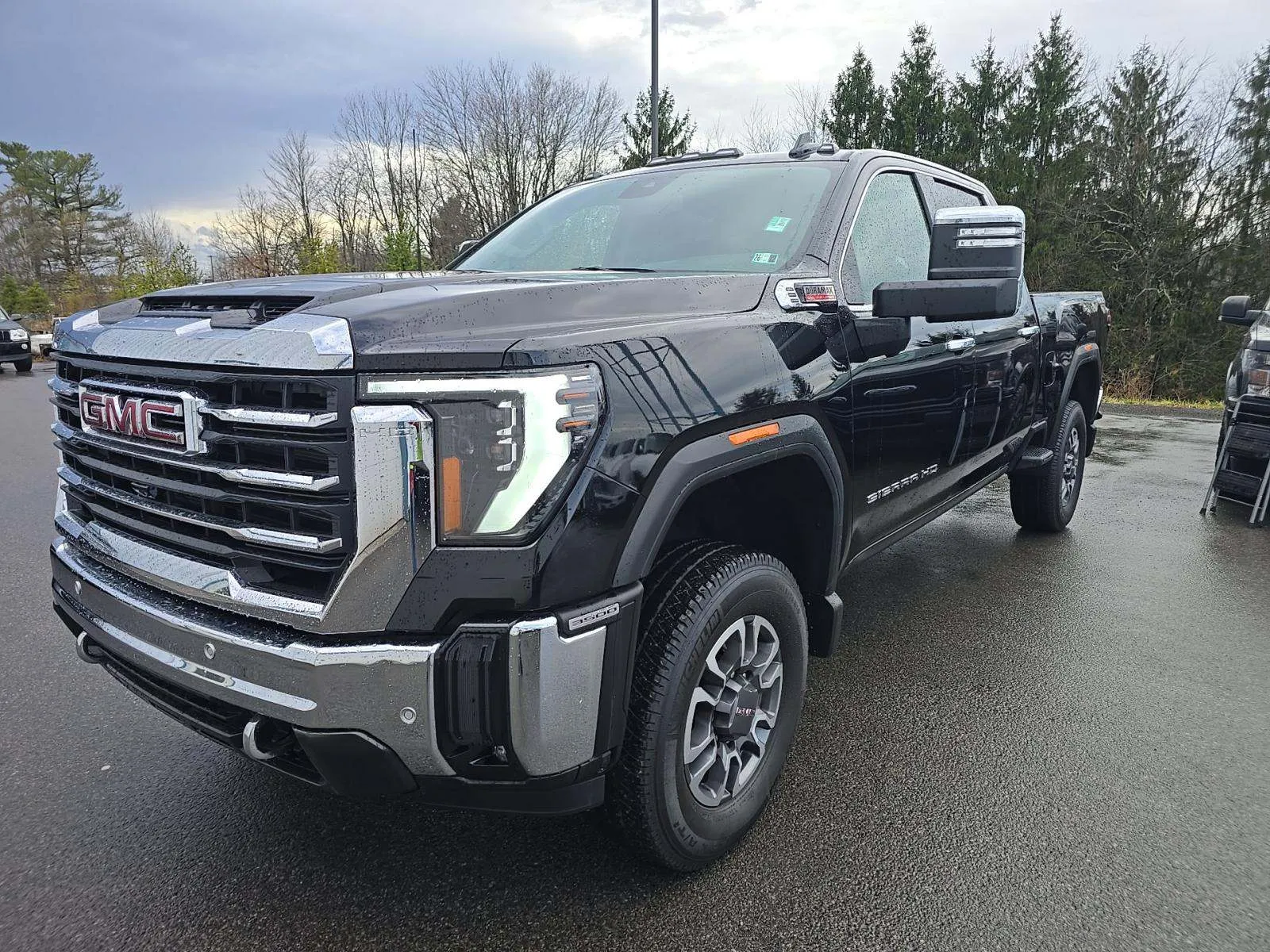 2024 GMC Sierra 3500HD SLT